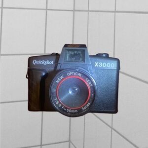 Vintage Quickshot X3000 Camera 35mm Sold AS-IS/ Untested 50mm